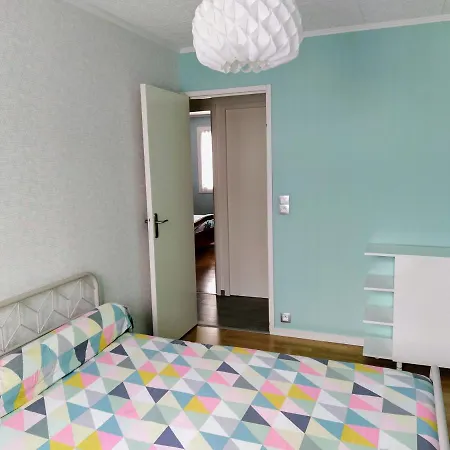 Maison Plain Pied Avec Jardin, Terrasse Et Veranda *